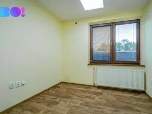 Pronájem kanceláře, Opava, 162 m2