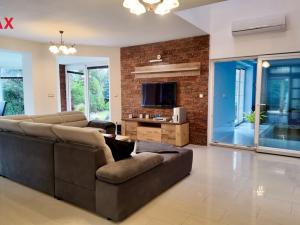 Pronájem rodinného domu, Pětihosty, 350 m2