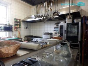 Pronájem restaurace, Praha, Toužimská, 310 m2