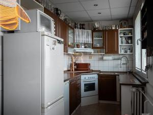 Prodej bytu 3+1, Praha - Kobylisy, Luhovská, 74 m2