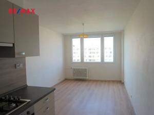 Pronájem bytu 2+kk, Praha - Braník, Novodvorská, 40 m2