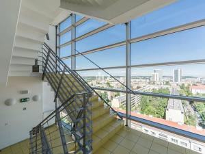 Pronájem kanceláře, Praha - Krč, Olbrachtova, 733 m2