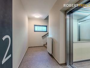 Pronájem bytu 3+kk, Praha - Košíře, Starokošířská, 75 m2