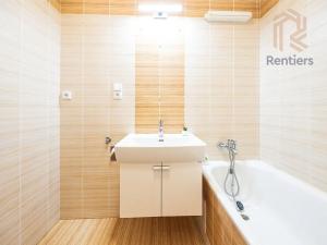 Prodej bytu 2+kk, Praha - Újezd nad Lesy, Domanovická, 67 m2