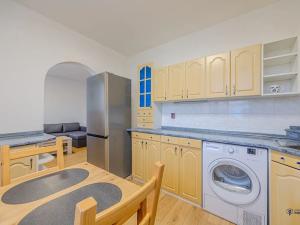 Pronájem bytu 2+1, Frýdek-Místek, Josefa Skupy, 55 m2