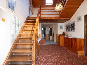 Prodej rodinného domu, Milovice - Benátecká Vrutice, 300 m2