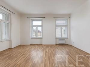 Pronájem bytu 2+kk, Praha - Smíchov, Preslova, 58 m2