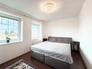 Prodej bytu 2+kk, Praha - Dolní Počernice, Národních hrdinů, 75 m2