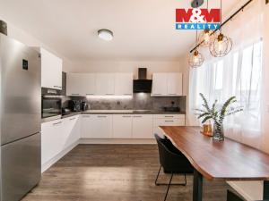 Prodej bytu 4+kk, Vochov, 81 m2