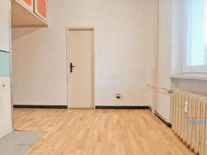 Prodej bytu 2+1, Ostrava, Hlavní třída, 54 m2