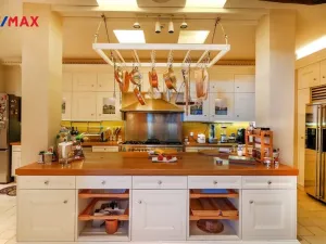 Prodej vily, East Attica Regional Unit,Řecko, 1285 m2