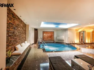 Prodej vily, East Attica Regional Unit,Řecko, 1285 m2