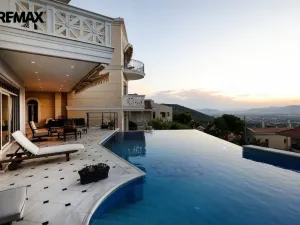 Prodej vily, East Attica Regional Unit,Řecko, 1285 m2