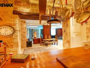 Prodej vily, East Attica Regional Unit,Řecko, 1285 m2