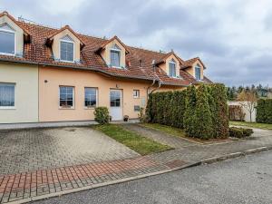 Pronájem rodinného domu, Hluboká nad Vltavou, Karla Čapka, 107 m2