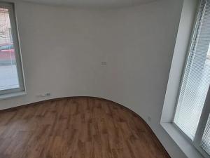 Pronájem bytu 2+kk, Praha - Čakovice, Bělomlýnská, 31 m2