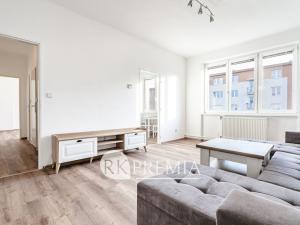 Pronájem bytu 2+1, Teplice - Řetenice, V břízkách, 50 m2