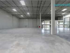 Pronájem skladu, Mariánské Lázně, třída Vítězství, 900 m2