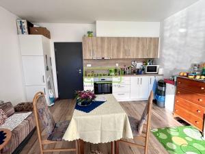 Pronájem bytu 1+kk, Mníšek pod Brdy, Pražská, 36 m2