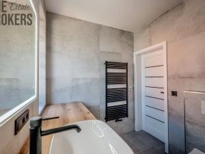 Prodej rodinného domu, Libiš, Na Blatech, 98 m2