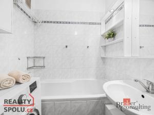 Prodej bytu 2+1, Benešov, Bezručova, 52 m2