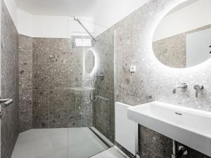 Pronájem kanceláře, Praha - Strašnice, Třebohostická, 628 m2