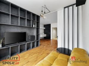 Pronájem bytu 2+kk, Praha - Smíchov, Švédská, 42 m2