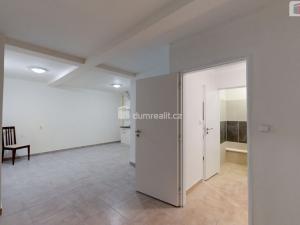 Pronájem bytu 2+kk, Opava - Komárov, Podvihovská, 46 m2