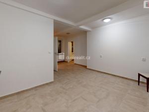 Pronájem bytu 2+kk, Opava - Komárov, Podvihovská, 46 m2