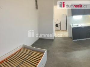 Pronájem bytu 1+kk, Krnov - Pod Cvilínem, Chářovská, 27 m2