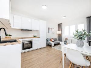 Prodej bytu 3+kk, Praha - Vokovice, Syrská, 55 m2