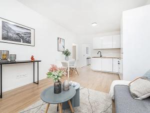 Prodej bytu 3+kk, Praha - Vokovice, Syrská, 55 m2