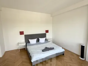 Pronájem bytu 3+1, Praha - Staré Město, Revoluční, 82 m2