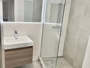 Pronájem bytu 2+kk, Praha - Holešovice, Umělecká, 58 m2