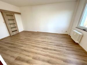 Pronájem bytu 3+1, Pardubice, 72 m2