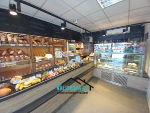 Pronájem obchodního prostoru, Kojetín, Masarykovo náměstí, 25 m2