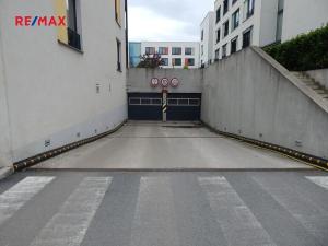 Pronájem bytu 3+kk, Kladno, Benediktínská, 78 m2