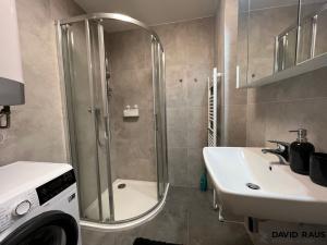 Pronájem bytu 2+kk, Brno, Merhautova, 50 m2