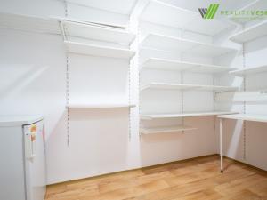 Pronájem bytu 3+1, Hodonín, nám. Osvobození, 74 m2