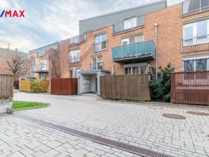 Pronájem bytu 1+kk, Praha, Ingrišova, 32 m2