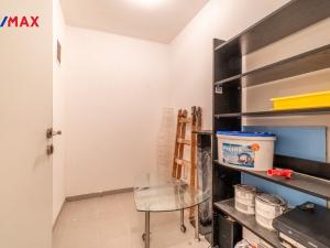 Pronájem bytu 1+kk, Praha, Ingrišova, 32 m2