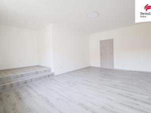 Prodej bytu 2+1, Jimramov, náměstí Jana Karafiáta, 74 m2