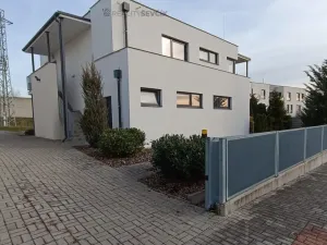 Prodej bytu 2+kk, Hluboká nad Vltavou, Ječná, 55 m2