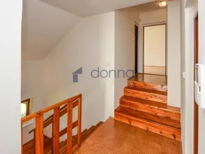 Pronájem rodinného domu, Praha, Nad šejdrem, 252 m2