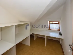 Pronájem rodinného domu, Praha, Nad šejdrem, 252 m2