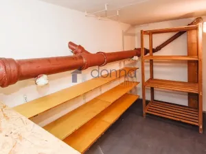 Pronájem rodinného domu, Praha, Nad šejdrem, 252 m2