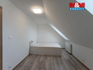 Pronájem bytu 2+kk, Lásenice, 55 m2