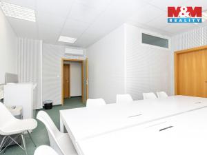 Pronájem kanceláře, Pardubice - Zelené Předměstí, 331 m2