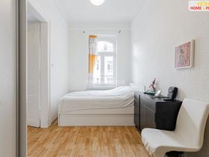 Prodej bytu 2+1, Karlovy Vary, Zeyerova, 52 m2