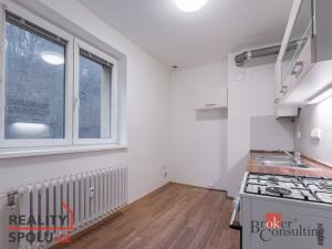 Pronájem bytu 2+1, Úpice, Sládkova, 56 m2